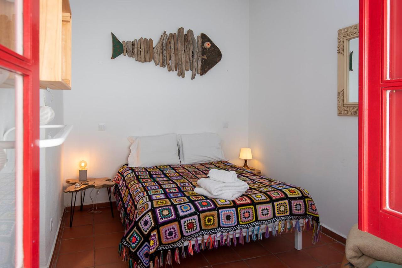 Hillside 2 Aljezur Old Town Guest House ภายนอก รูปภาพ