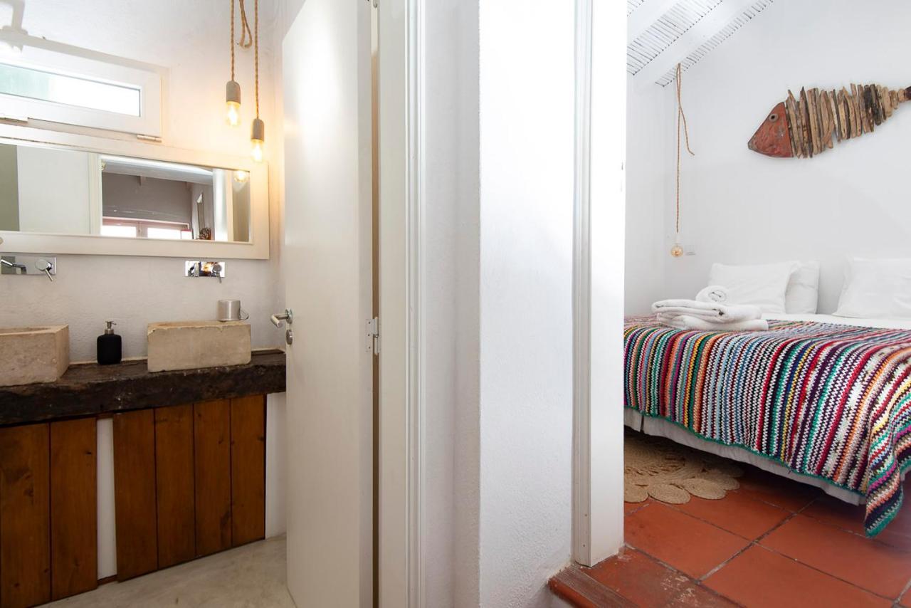 Hillside 2 Aljezur Old Town Guest House ภายนอก รูปภาพ
